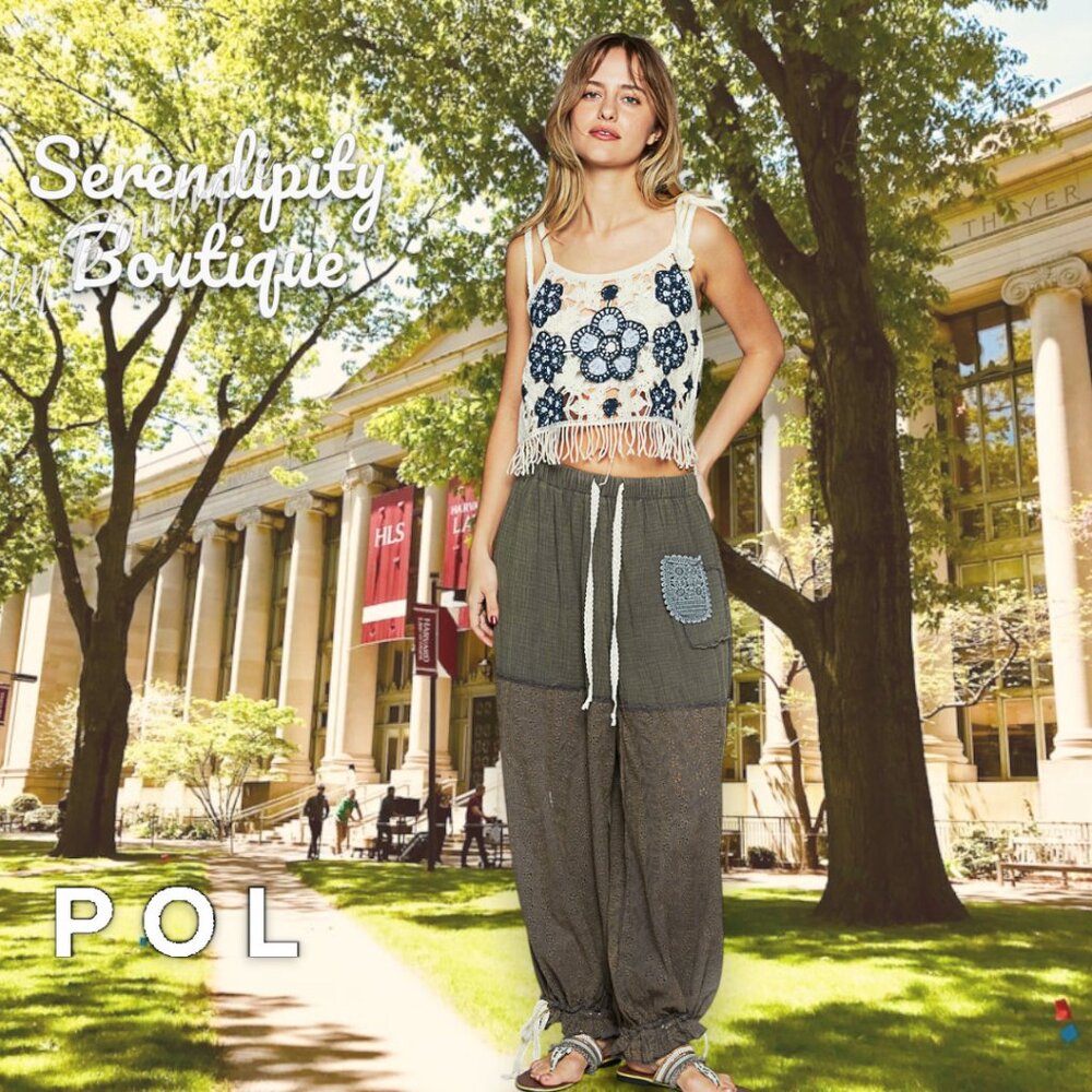 POL Daisy Floral Open Crochet Fringe Cami Style Tie Straps Navy & White Crop Top - Picture 5 of 7